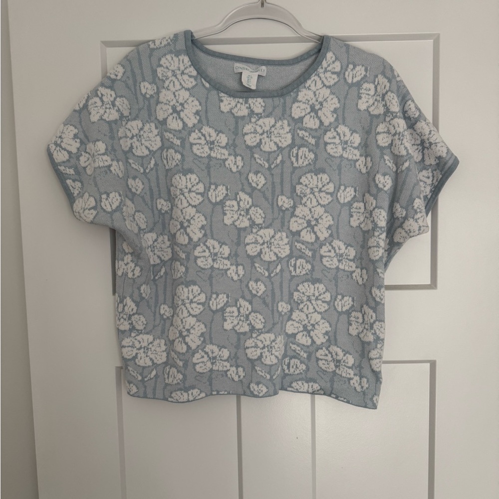 Floral Blue and White Knit Top